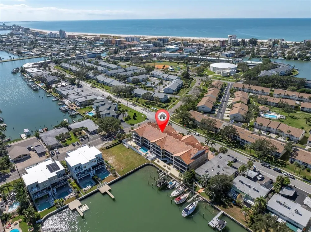 300 CAPRI BOULEVARD #6 Treasure Island, FL 33706
