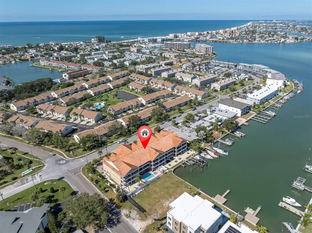 300 CAPRI BOULEVARD #6 Treasure Island, FL 33706