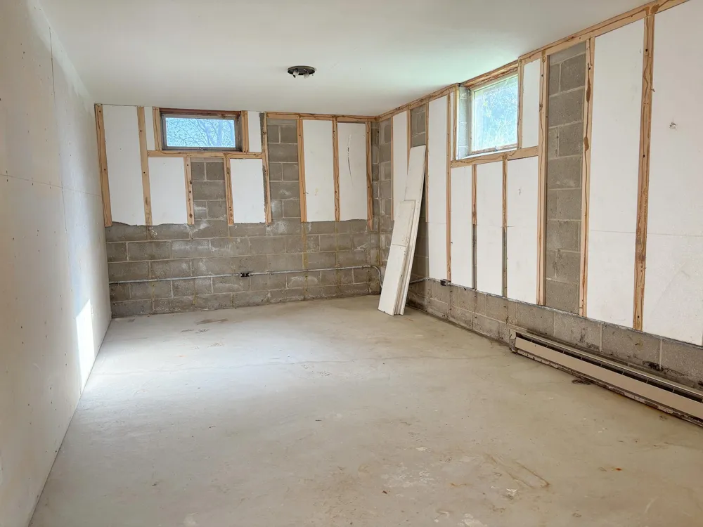 25494 Heilberger Lane Erhard, MN 56534