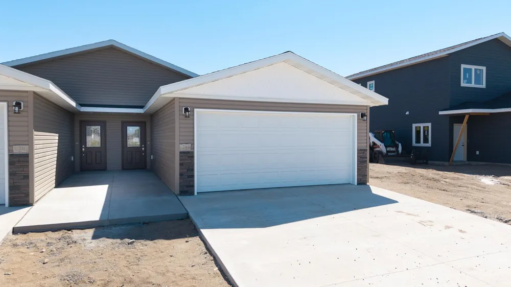 1244 4th Avenue NW Valley City, ND 58072