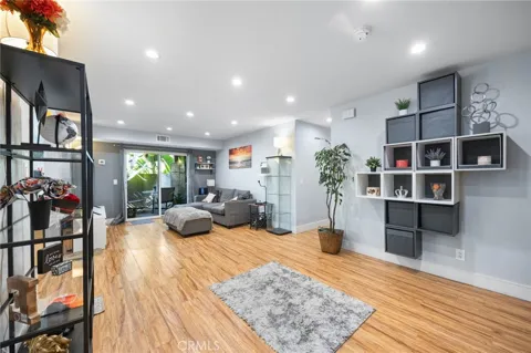 4146 E Mendez #127