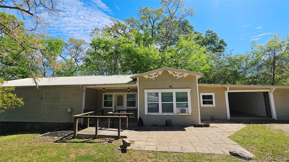 3905 Holiday Acres Drive Fort Towson, OK 74735