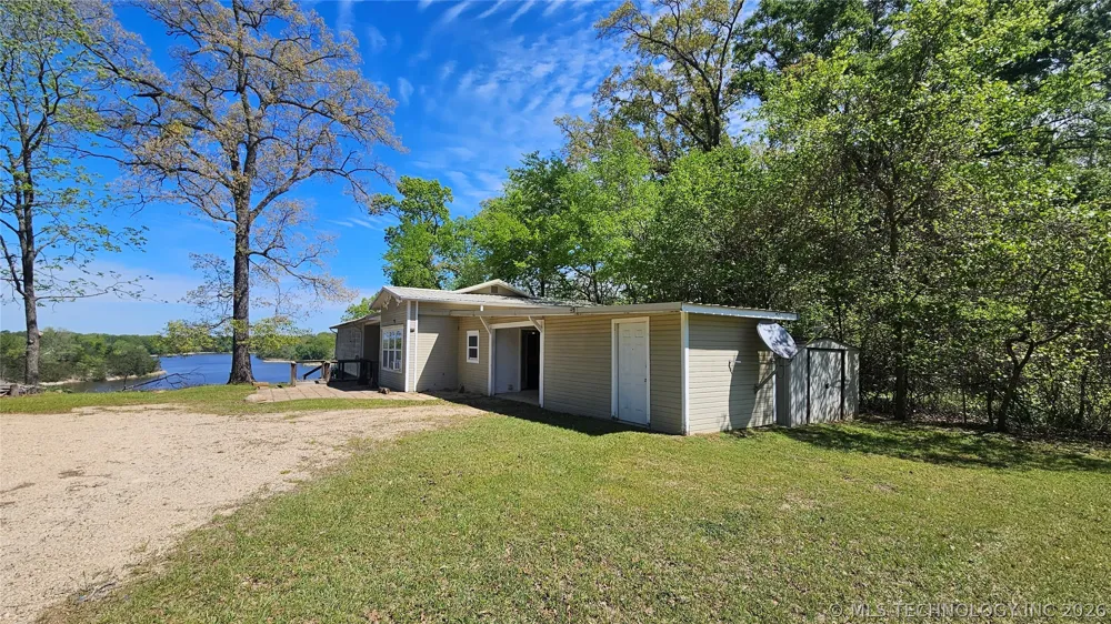 3905 Holiday Acres Drive Fort Towson, OK 74735