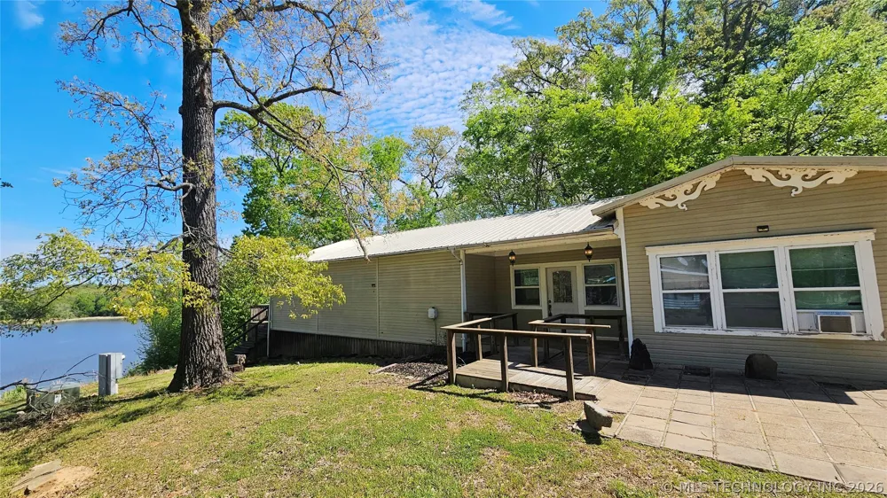 3905 Holiday Acres Drive Fort Towson, OK 74735