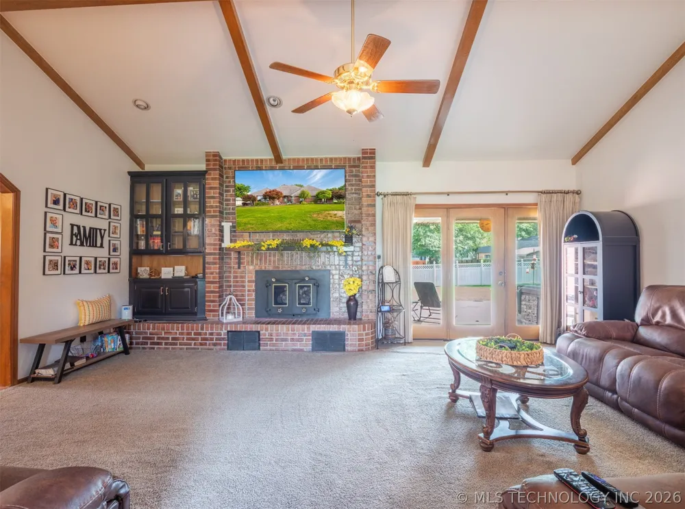 604 Nelson McAlester, OK 74501