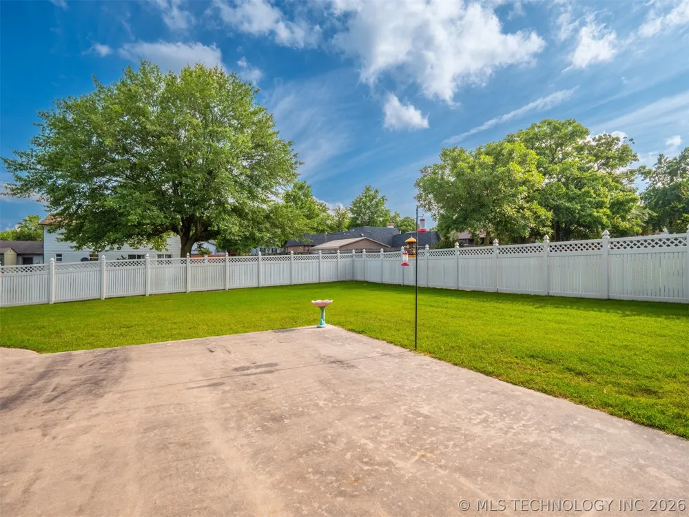 604 Nelson McAlester, OK 74501
