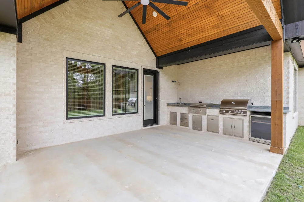 150 Waterfowl Longview, TX 75602