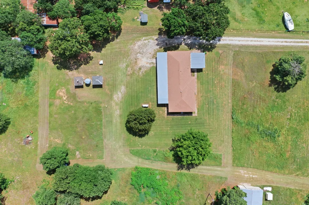 3523 E Highway 199 #L Springtown, TX 76082