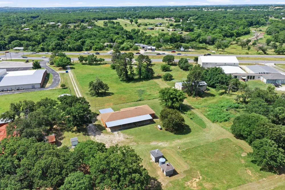 3523 E Highway 199 #L Springtown, TX 76082