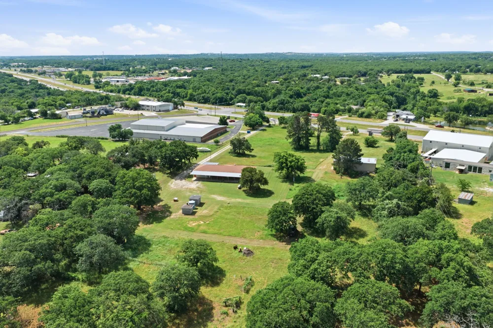 3523 E Highway 199 #L Springtown, TX 76082
