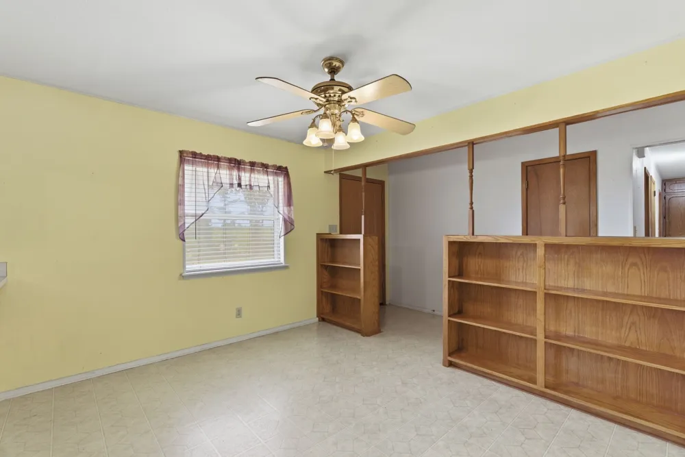 3523 E Highway 199 #L Springtown, TX 76082
