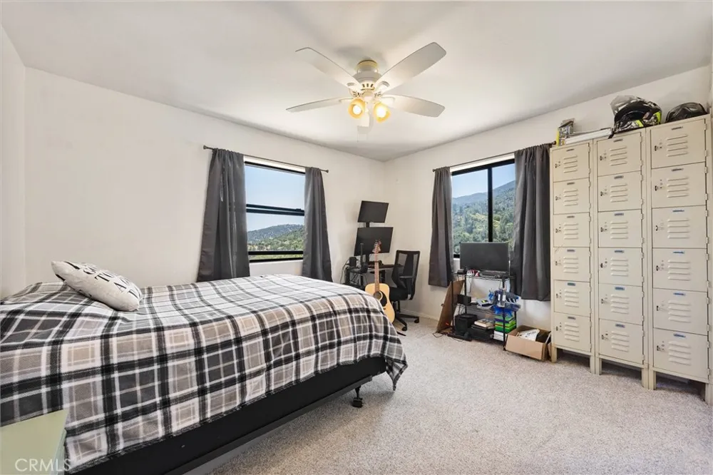 26920 Clear Creek Keene, CA 93531