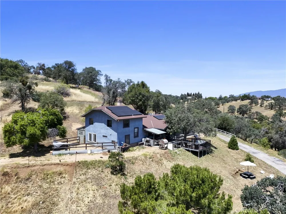 26920 Clear Creek Keene, CA 93531