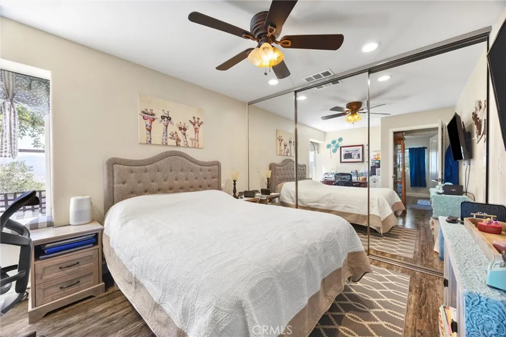 26920 Clear Creek Keene, CA 93531