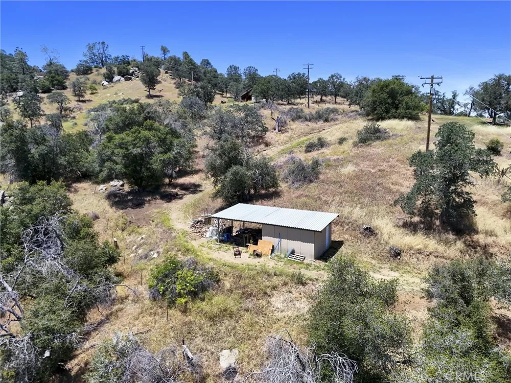 26920 Clear Creek Keene, CA 93531