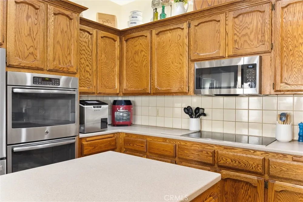 26920 Clear Creek Keene, CA 93531