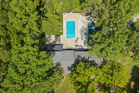 1975 Kelly Rd