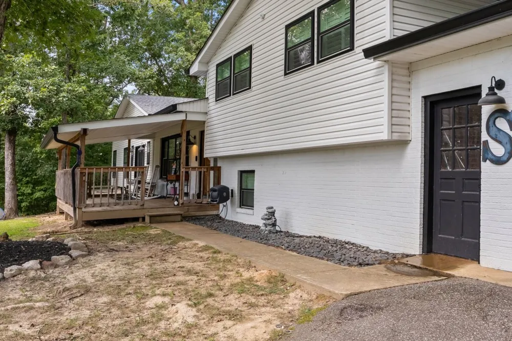 1975 Kelly Rd Holladay, TN 38341