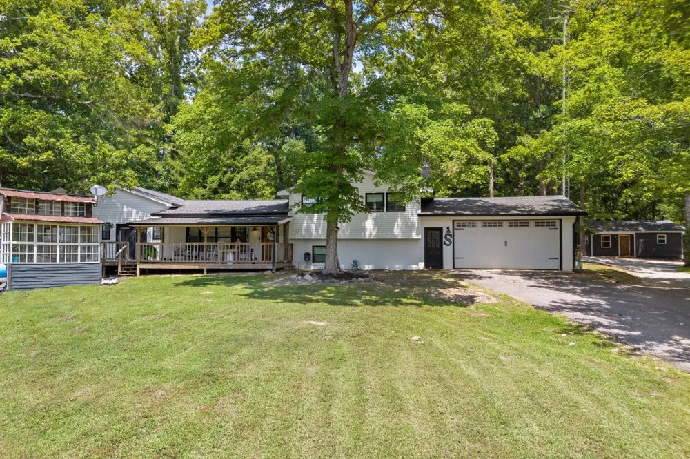 1975 Kelly Rd Holladay, TN 38341