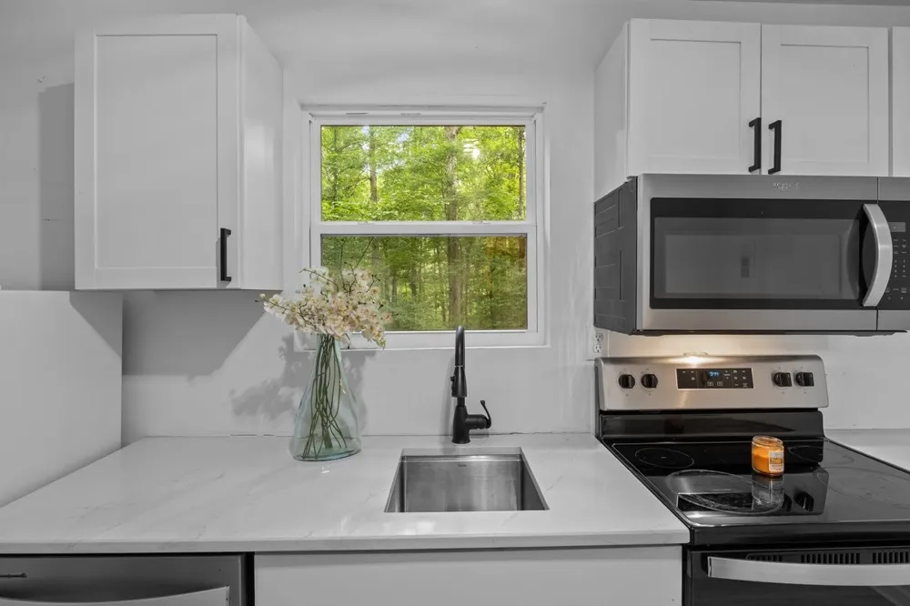 1975 Kelly Rd Holladay, TN 38341