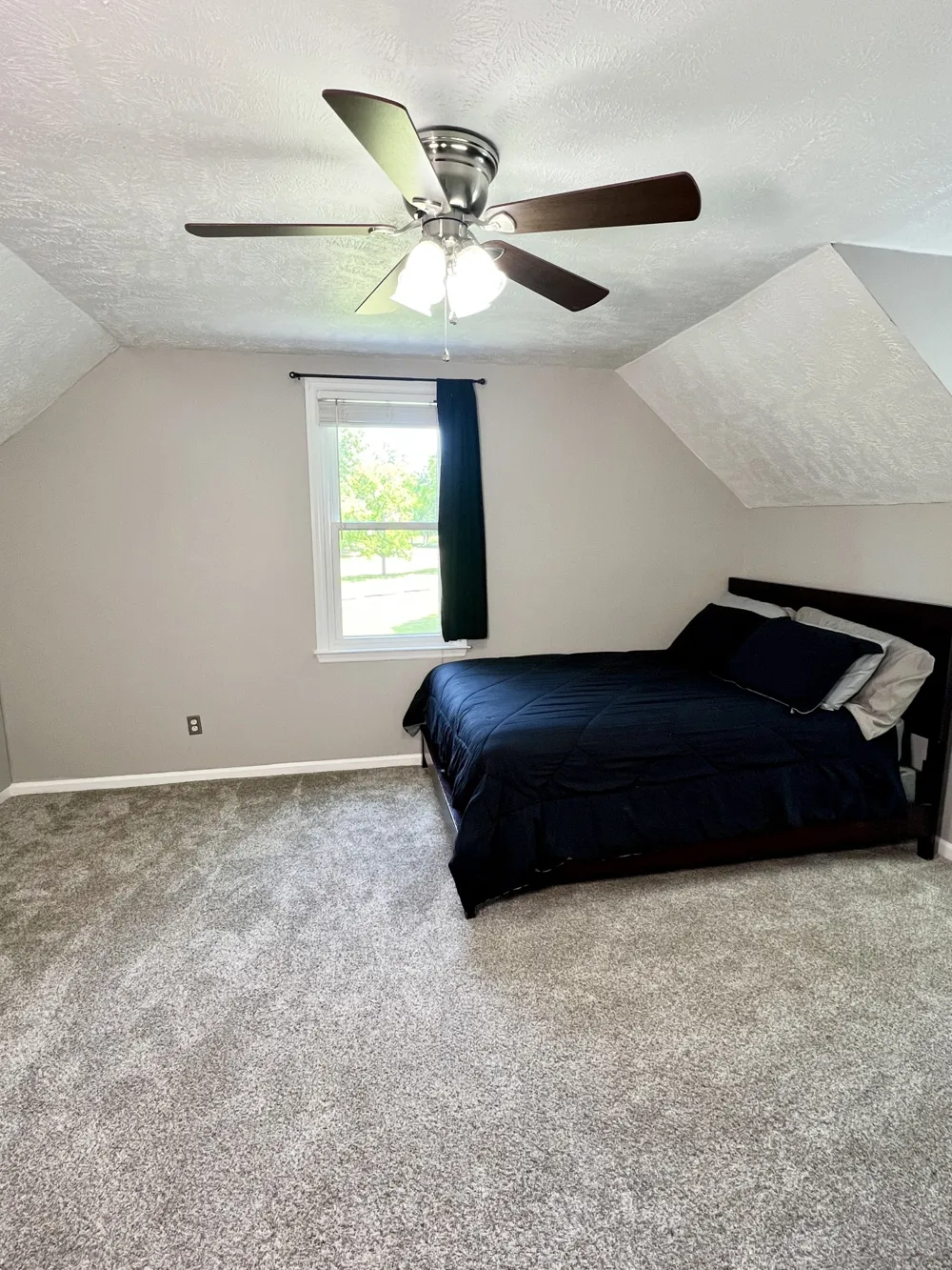 9049 Bradley Creek Rd Lascassas, TN 37085