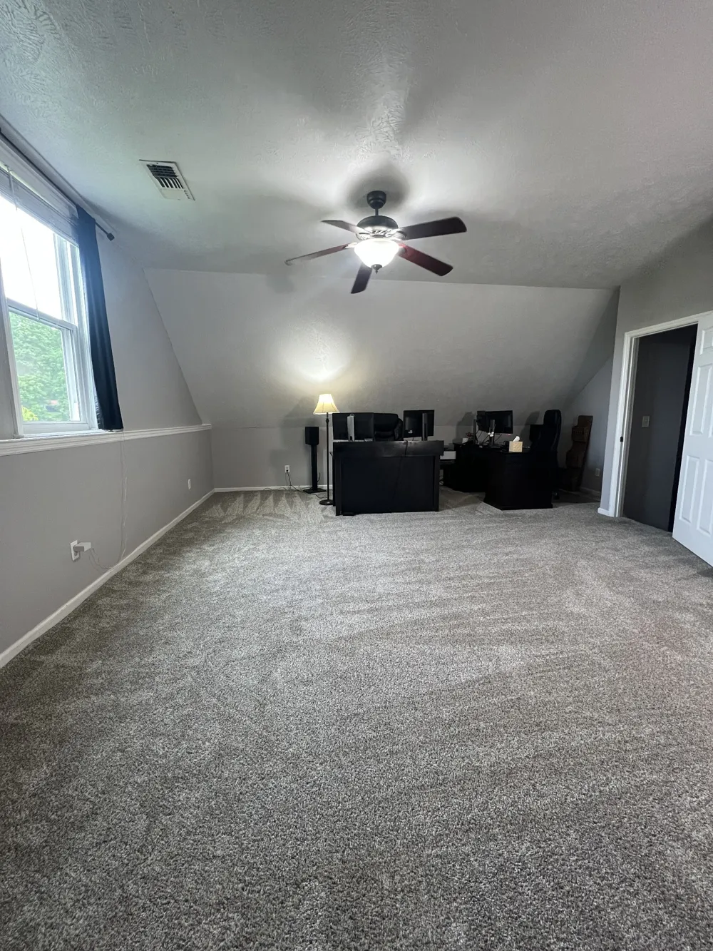 9049 Bradley Creek Rd Lascassas, TN 37085