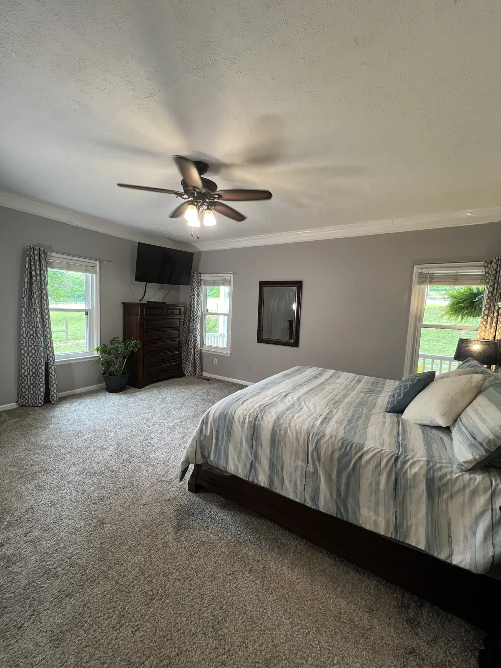 9049 Bradley Creek Rd Lascassas, TN 37085