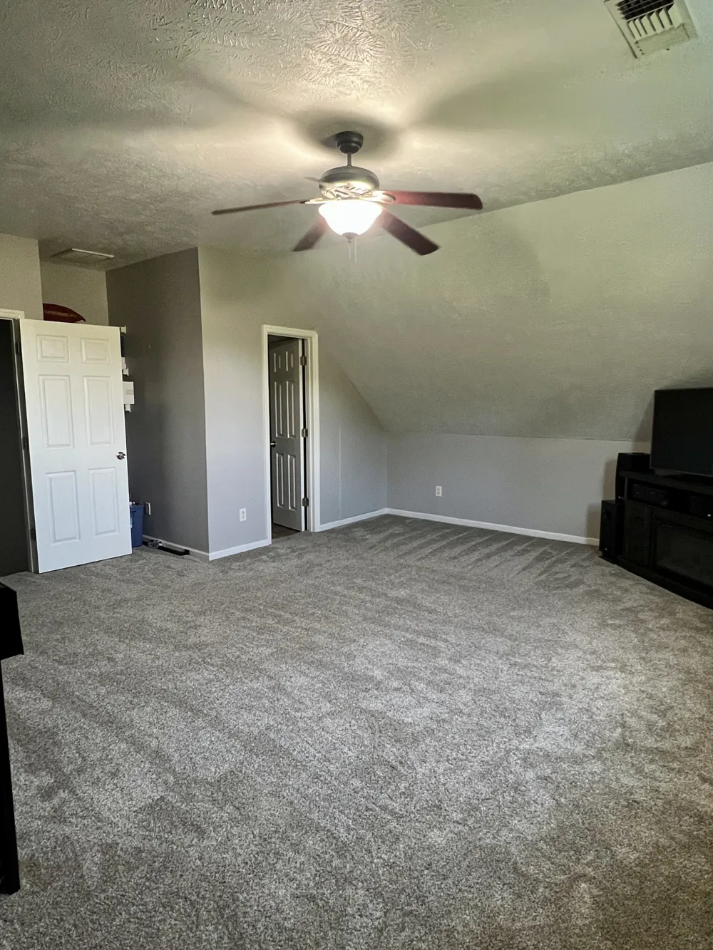 9049 Bradley Creek Rd Lascassas, TN 37085