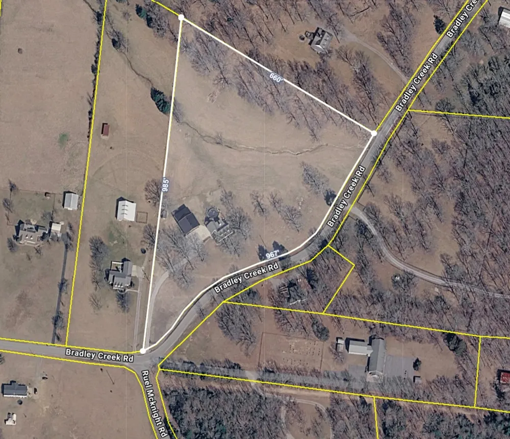 9049 Bradley Creek Rd Lascassas, TN 37085