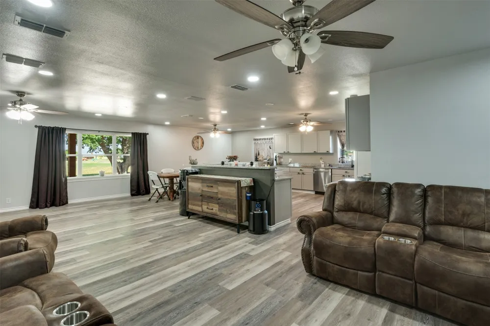 13017 S Hwy 6 Highway S Knox City, TX 79529