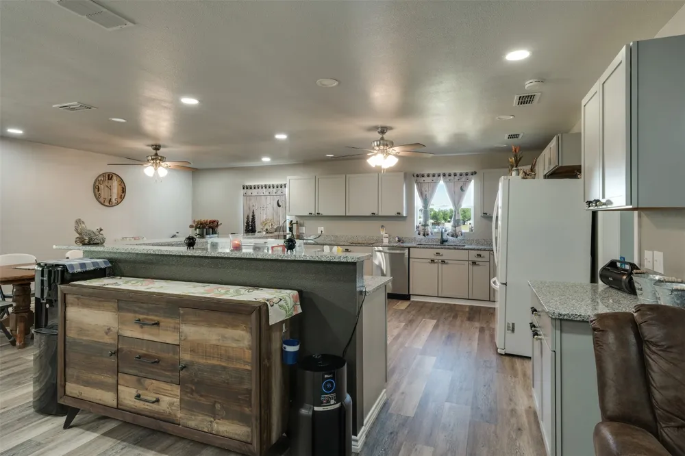 13017 S Hwy 6 Highway S Knox City, TX 79529
