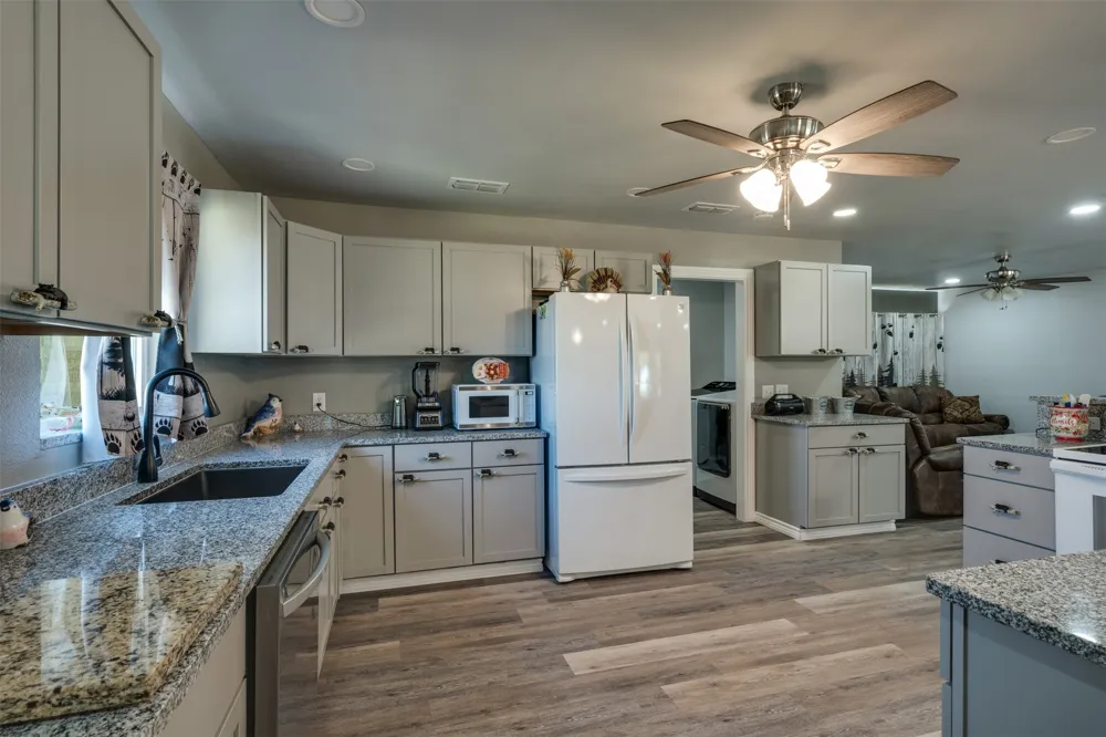 13017 S Hwy 6 Highway S Knox City, TX 79529