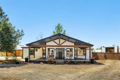 611 Pinyon Circle