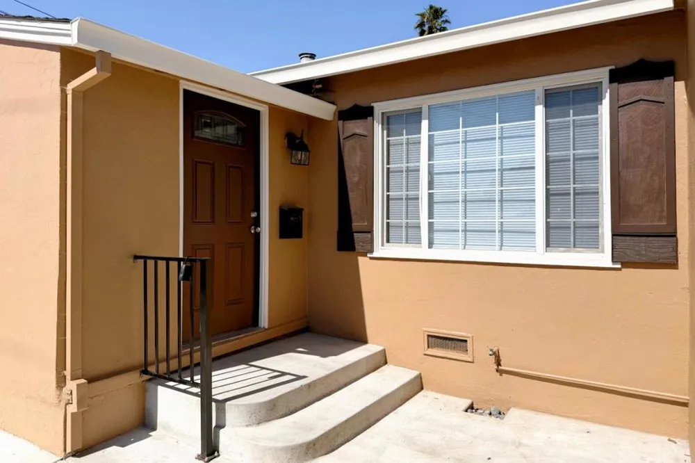 1118 Victoria Avenue Hollister, CA 95023