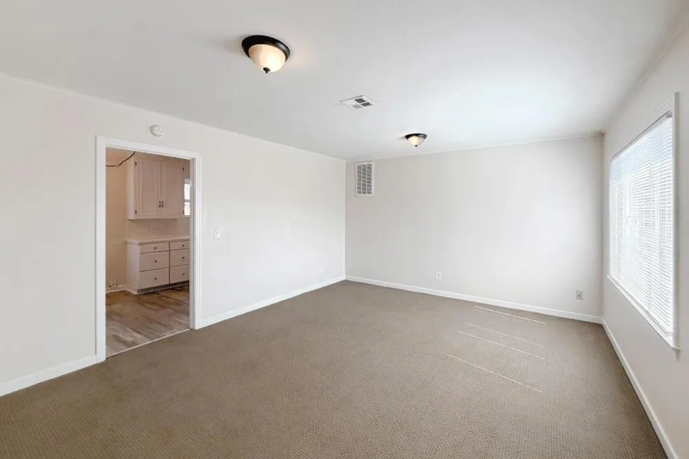 1118 Victoria Avenue Hollister, CA 95023
