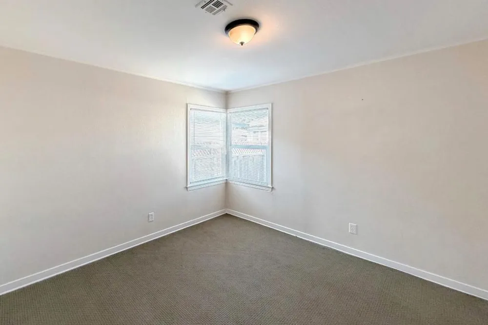 1118 Victoria Avenue Hollister, CA 95023