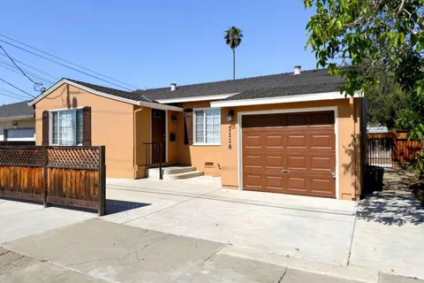 1118 Victoria Avenue