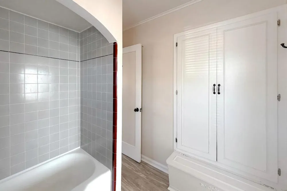 1118 Victoria Avenue Hollister, CA 95023