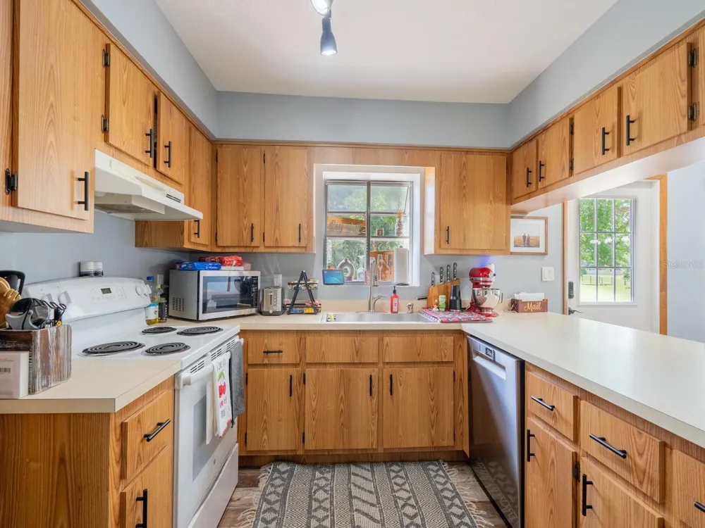 4381 NE 105TH PLACE Anthony, FL 32617