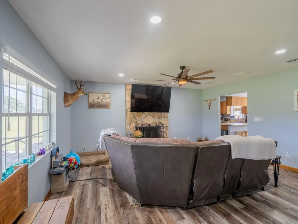 4381 NE 105TH PLACE Anthony, FL 32617