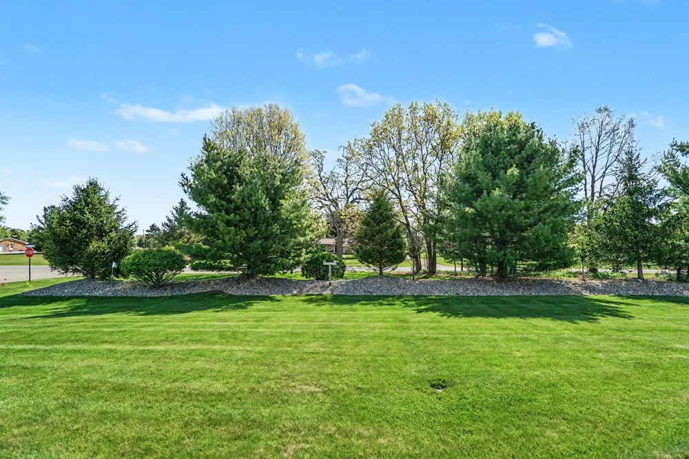 4003 Eastbridge Road Stockbridge, MI 49285