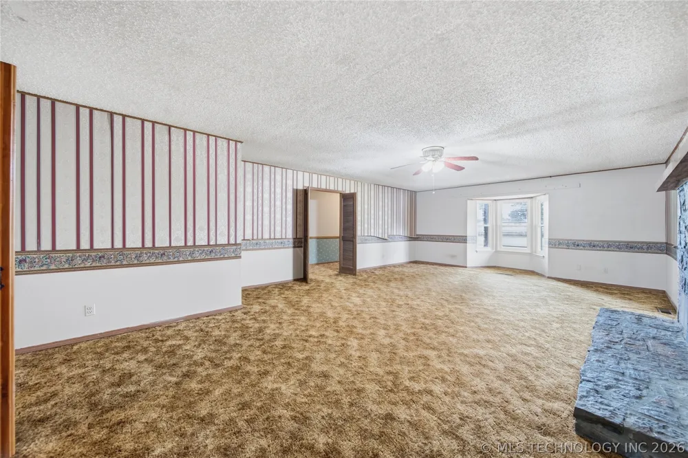 15550 S 4187 ROAD Claremore, OK 74017