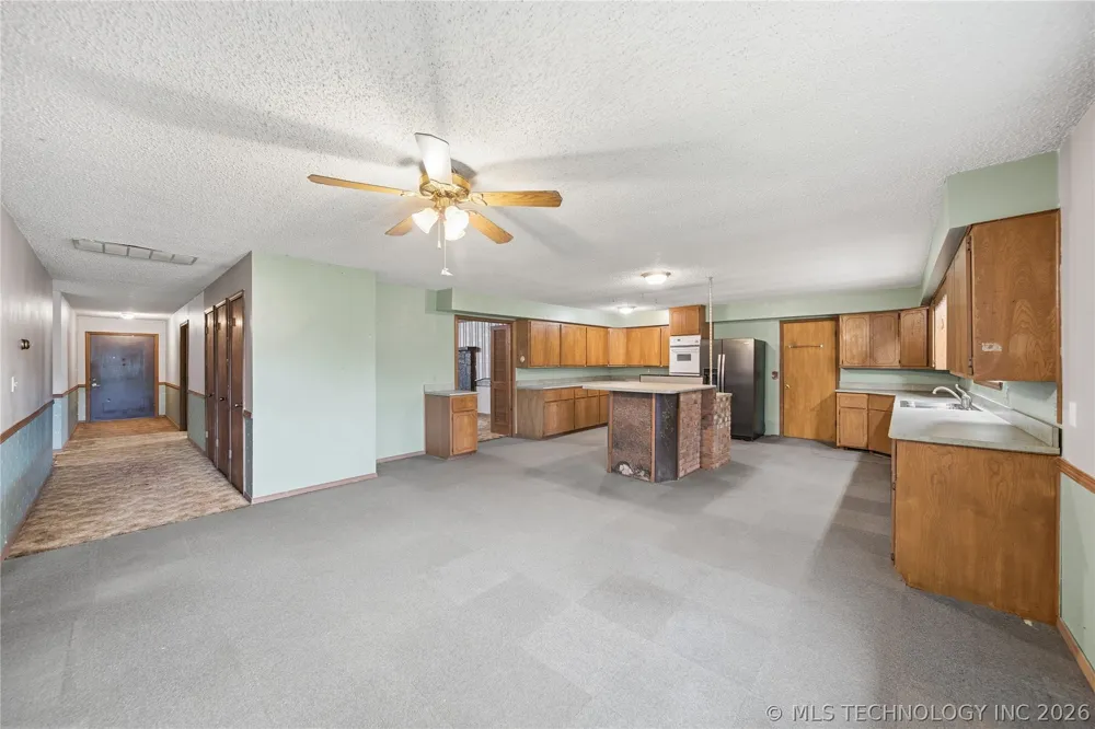 15550 S 4187 ROAD Claremore, OK 74017