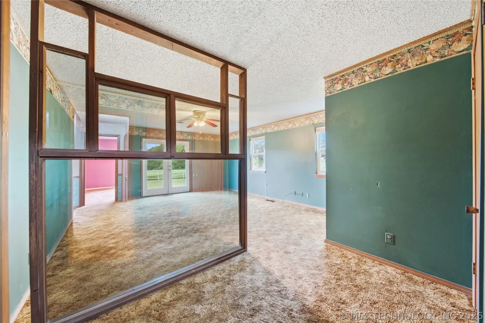 15550 S 4187 ROAD Claremore, OK 74017
