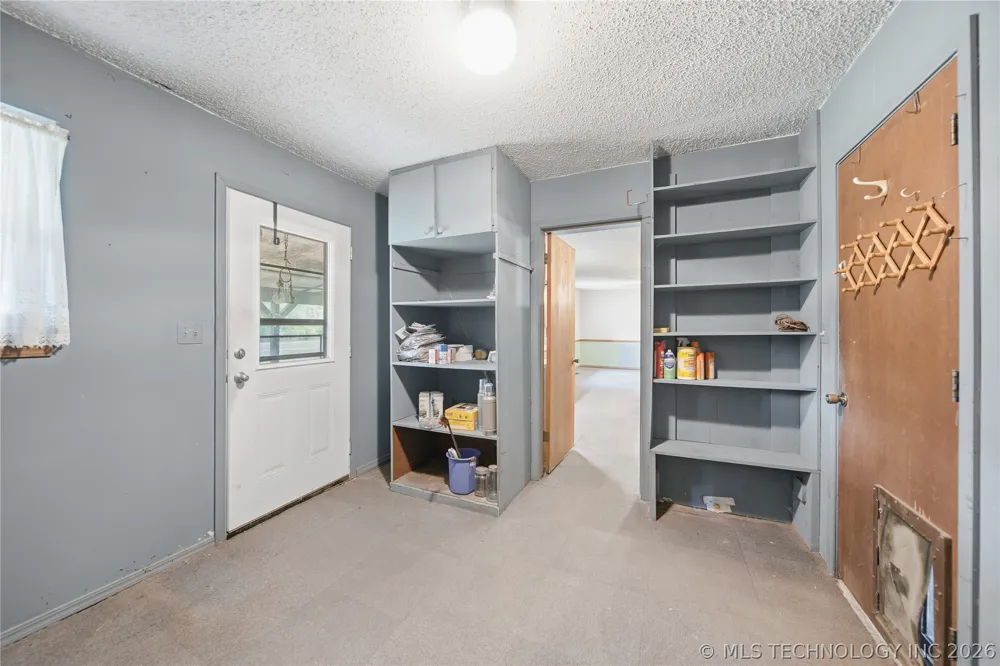 15550 S 4187 ROAD Claremore, OK 74017