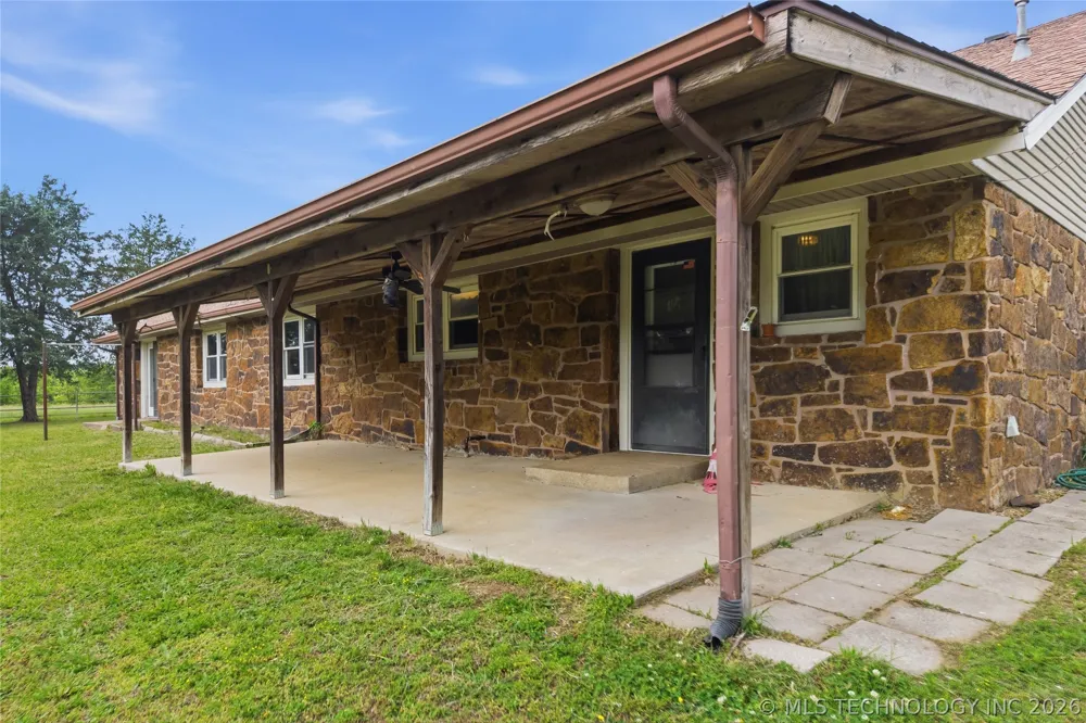 15550 S 4187 ROAD Claremore, OK 74017