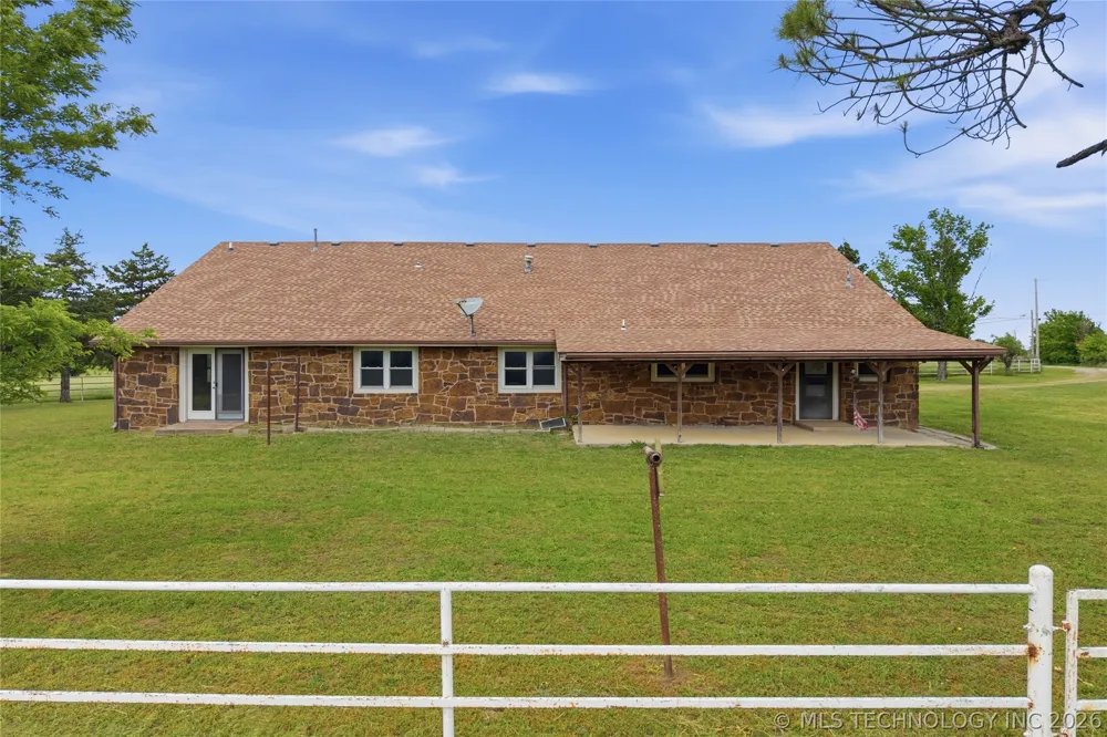 15550 S 4187 ROAD Claremore, OK 74017