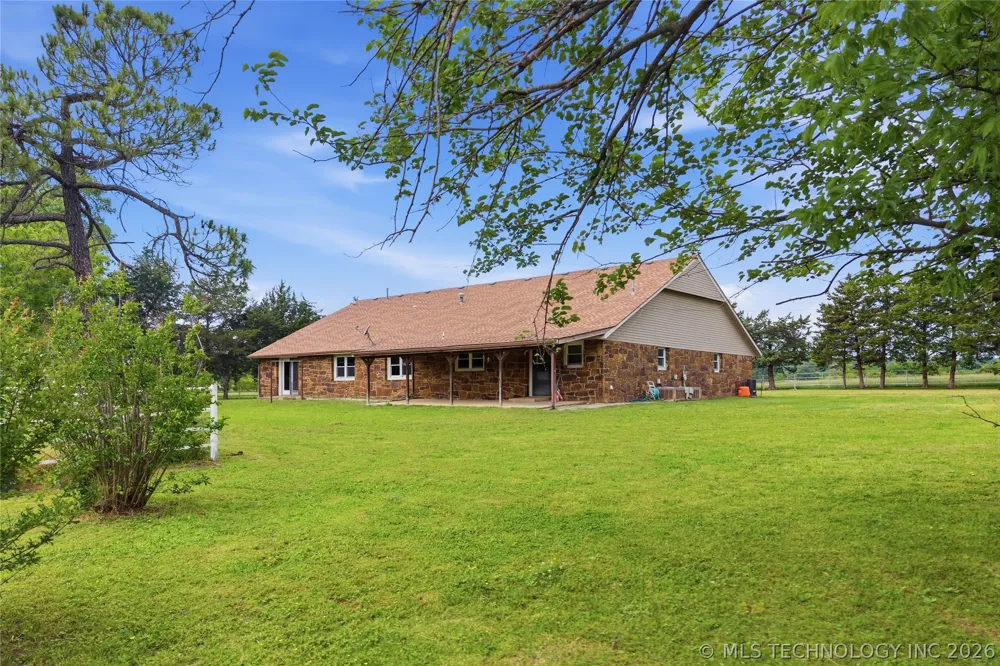 15550 S 4187 ROAD Claremore, OK 74017