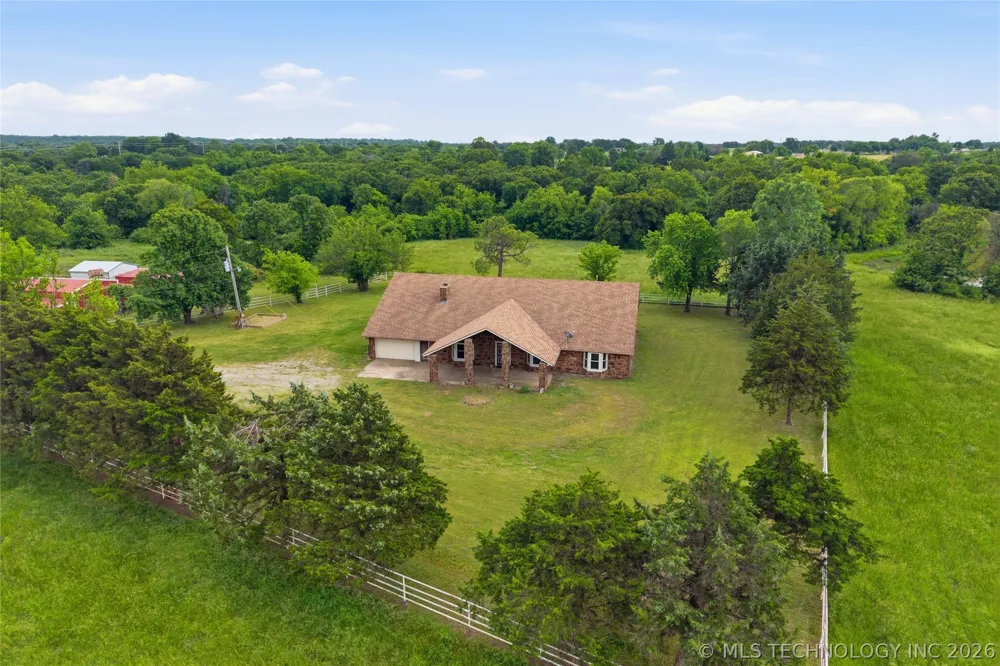 15550 S 4187 ROAD Claremore, OK 74017
