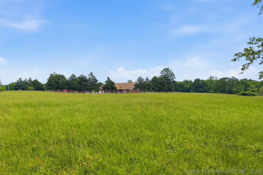 15550 S 4187 ROAD Claremore, OK 74017